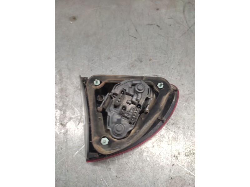 Recambio de piloto trasero derecho para seat leon (1m1) signo referencia OEM IAM   