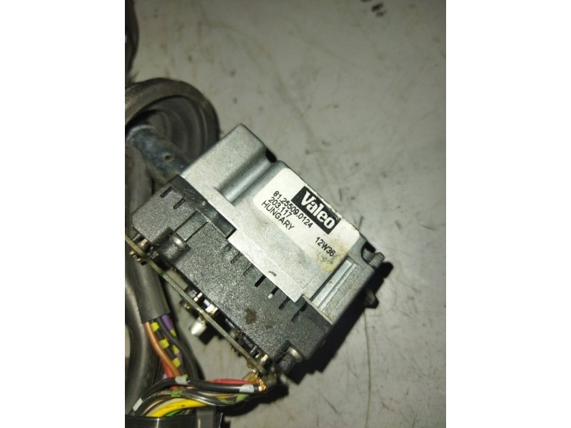 Recambio de mando intermitentes para man l 2000 evolution 6.9 diesel referencia OEM IAM 81255090124  