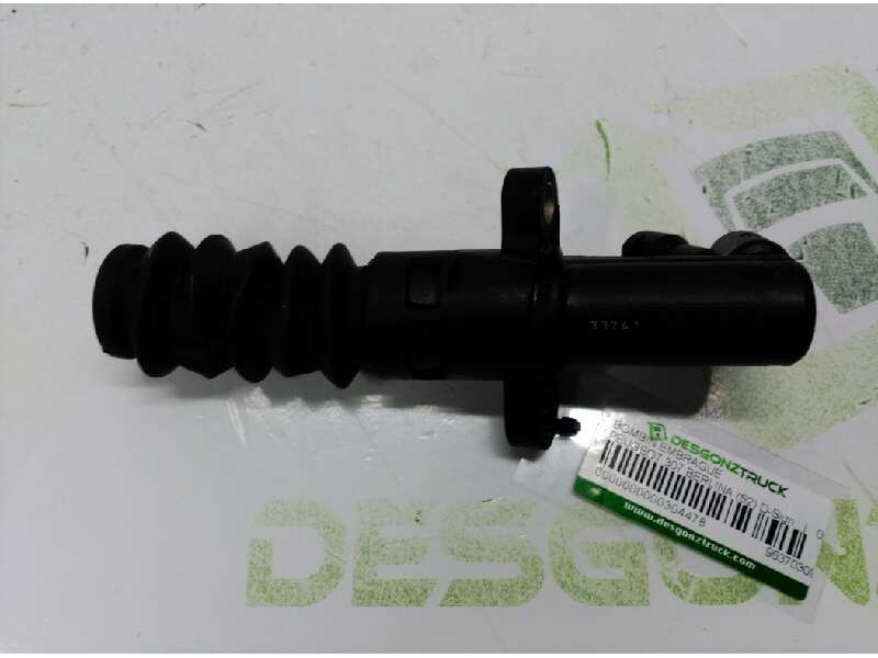 Recambio de bombin embrague para peugeot 307 berlina (s2) d-sign referencia OEM IAM 9637030980  