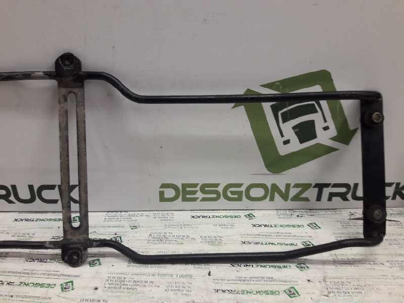 Recambio de soporte para mitsubishi montero (v20/v40) referencia OEM IAM  INTERCOOLER ELECTROVENTILADOR