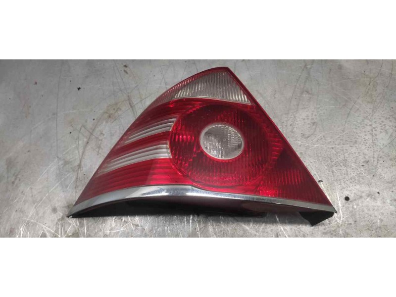 Recambio de piloto trasero izquierdo para ford mondeo berlina (ge) ambiente (06.2003) (d) referencia OEM IAM   