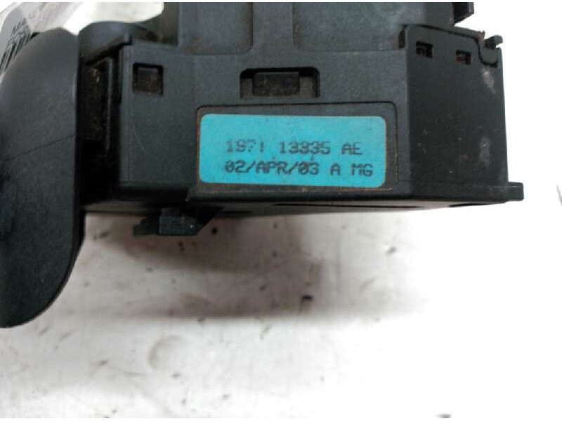 Recambio de mando intermitentes para ford fiesta (cbk) ambiente referencia OEM IAM 19711335AE  