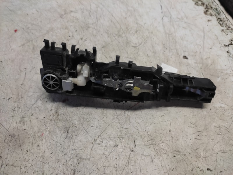 Recambio de maneta exterior delantera derecha para renault scenic ii authentique referencia OEM IAM 820028464DX  