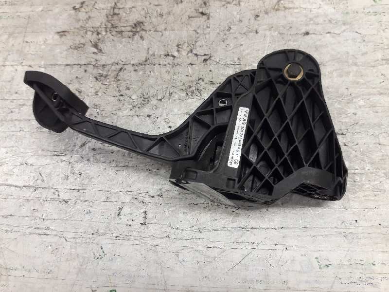 Recambio de pedal embrague para volkswagen passat berlina (3c2) advance referencia OEM IAM 3C2721059P  
