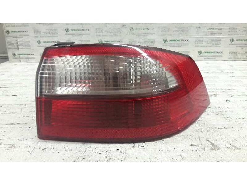 Recambio de piloto trasero derecho para renault laguna ii (bg0) confort dynamique referencia OEM IAM 8200002474  