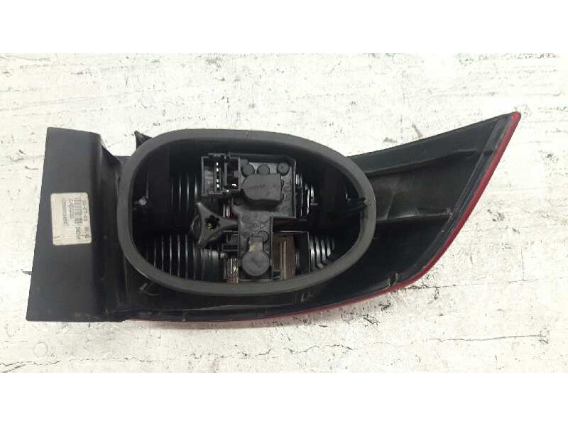Recambio de piloto trasero derecho para renault laguna ii (bg0) confort dynamique referencia OEM IAM 8200002474  
