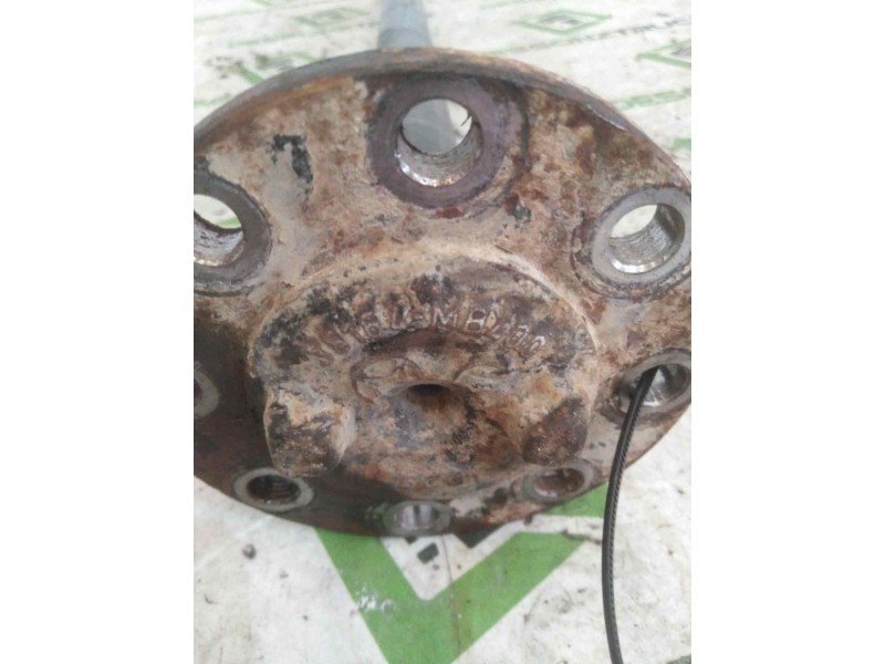 Recambio de transmision trasera derecha para renault maxity 2.5 diesel referencia OEM IAM 38164MB400 33 ESTRIAS 