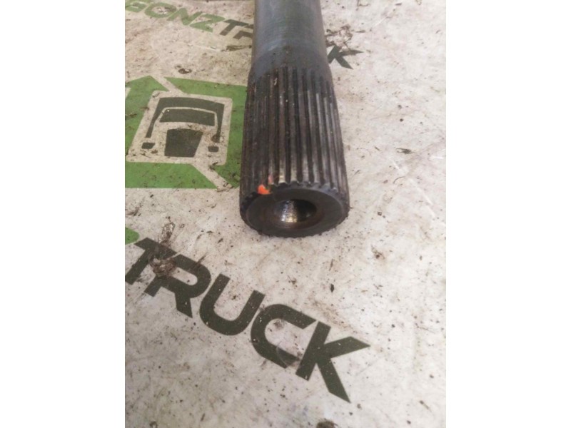 Recambio de transmision trasera derecha para renault maxity 2.5 diesel referencia OEM IAM 38164MB400 33 ESTRIAS 