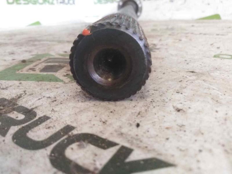 Recambio de transmision trasera derecha para renault maxity 2.5 diesel referencia OEM IAM 38164MB400 33 ESTRIAS 