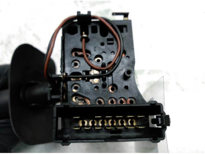 Recambio de mando intermitentes para renault clio ii fase i (b/cbo) 1.9 d referencia OEM IAM 36911F  