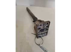 Recambio de soporte guardabarros trasero para renault serie t 12.8 diesel referencia OEM IAM DERECHO  