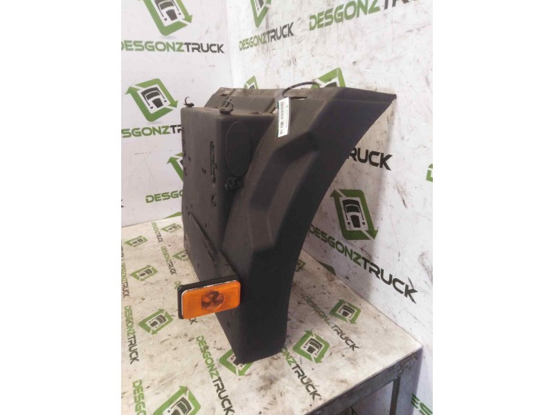 Recambio de guardabarros trasero izquierdo para renault serie t 12.8 diesel referencia OEM IAM  DELANTERO 