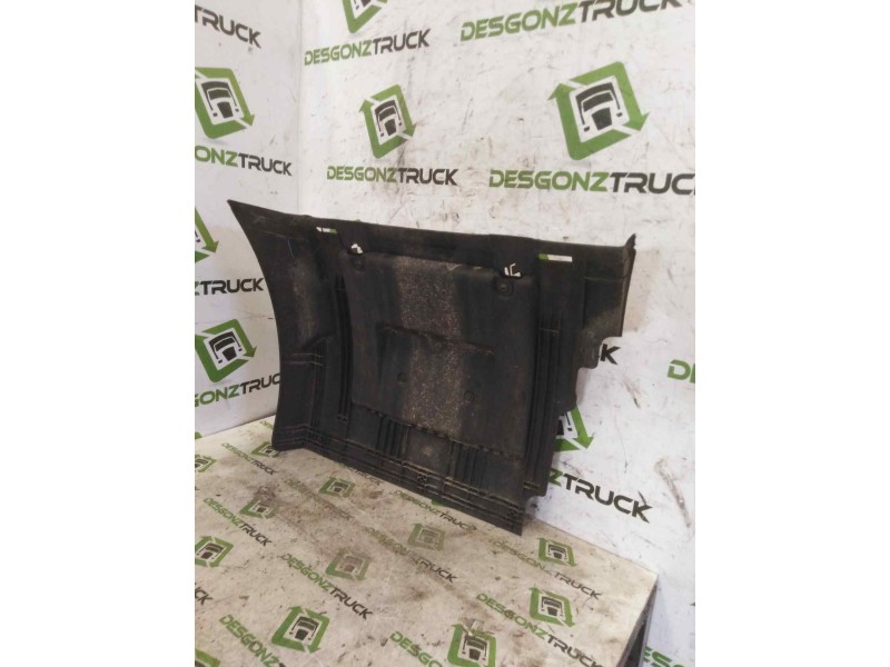 Recambio de guardabarros trasero izquierdo para renault serie t 12.8 diesel referencia OEM IAM  DELANTERO 