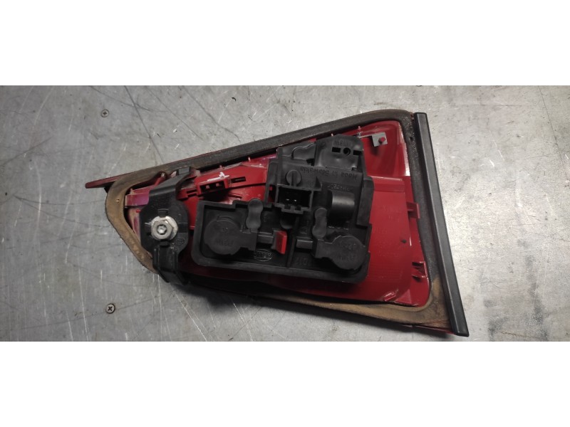 Recambio de piloto trasero derecho interior para audi a4 ber. (b8) básico referencia OEM IAM   4 PINS