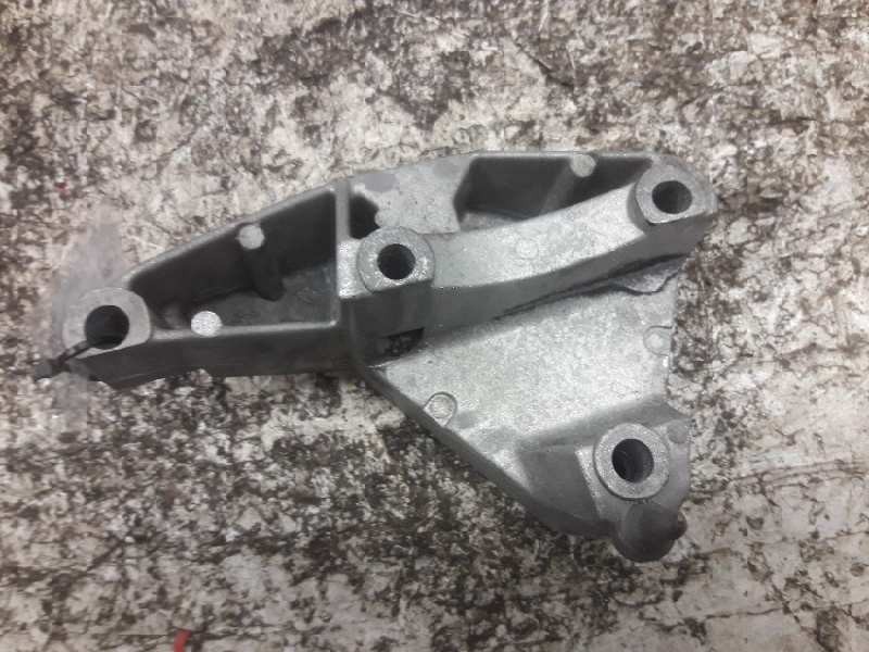 Recambio de soporte motor derecho para renault scenic ii authentique referencia OEM IAM 8200108112  