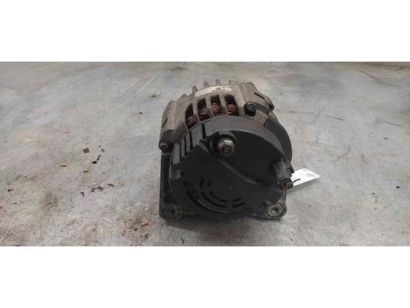 Recambio de alternador para opel vivaro 1.9 cdti cat (f9q-760 / l08) referencia OEM IAM 7711134316 SG12B096 