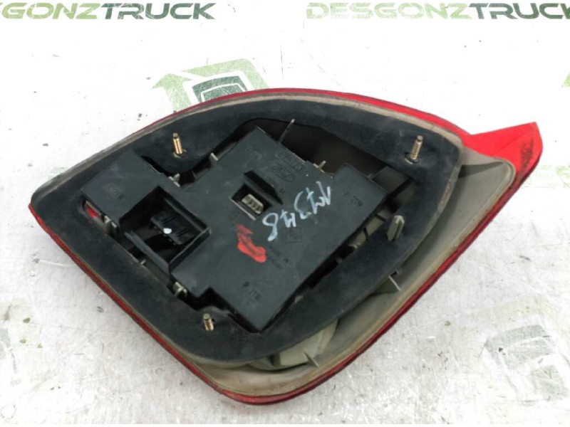 Recambio de piloto trasero izquierdo para ford fiesta berl./courier porto referencia OEM IAM   