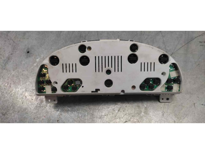 Recambio de cuadro instrumentos para chevrolet nubira berlina 1.6 cat referencia OEM IAM 96499003HM 200442200D 