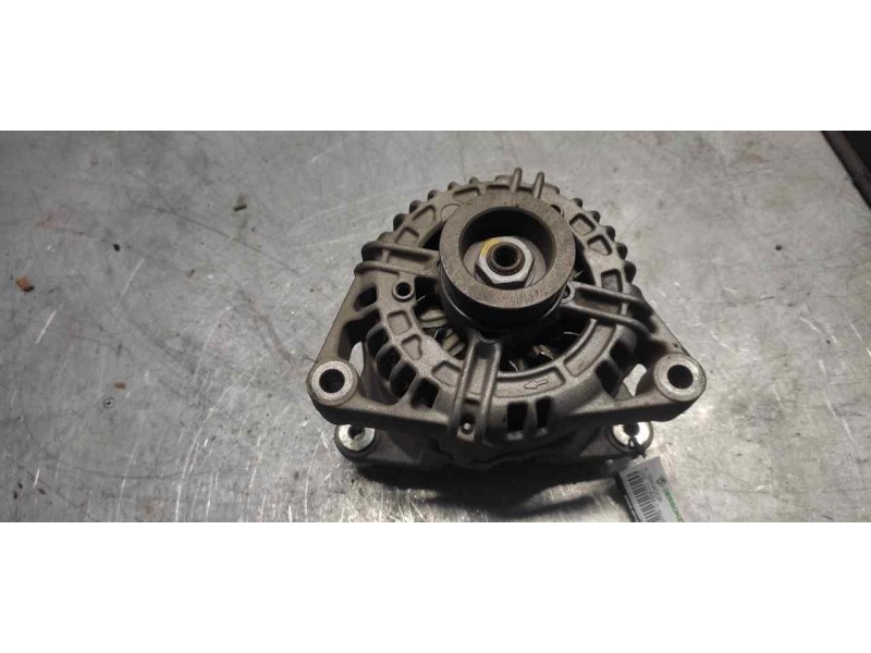 Recambio de alternador para opel corsa c sport referencia OEM IAM 0124425010  