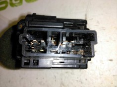 Recambio de mando limpia para peugeot 106 (s2) kid d referencia OEM IAM 6239C0 96049597ZL 33779502 2