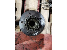 Recambio de buje trasero izquierdo para nissan cabstar 09.06 2.5 diesel referencia OEM IAM   