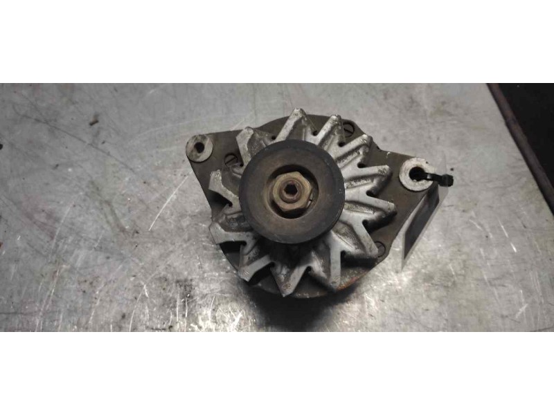 Recambio de alternador para peugeot 309 referencia OEM IAM 0120489393 14V 23/55A BOSCH