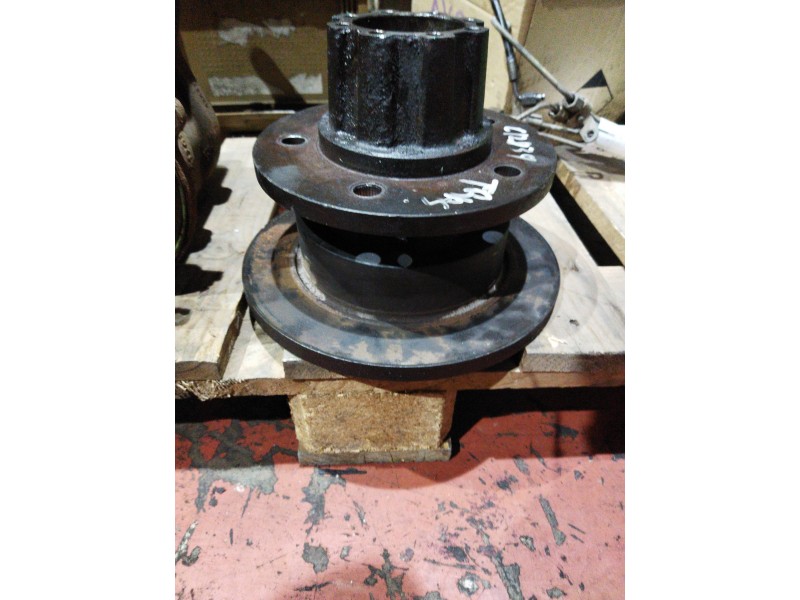 Recambio de buje trasero izquierdo para nissan cabstar 09.06 2.5 diesel referencia OEM IAM   