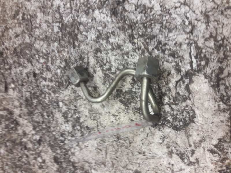 Recambio de tubo para volkswagen passat berlina (3c2) highline referencia OEM IAM 03L130301SV240 INYECTOR 