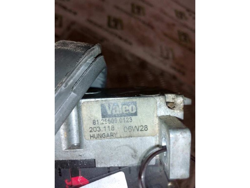 Recambio de mando intermitentes para man tg - a 18.xxx fg / bb   (e3/e4) xl referencia OEM IAM 81255090123  