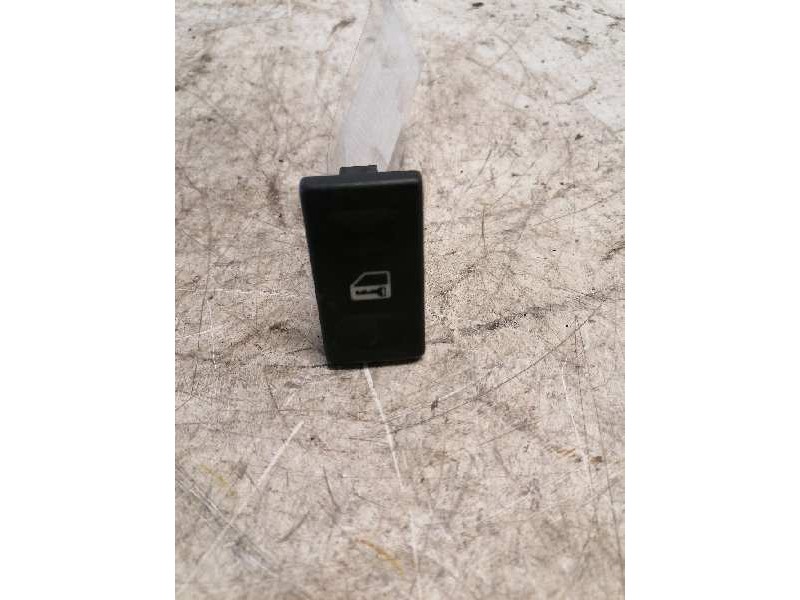 Recambio de mando cierre centralizado para land rover discovery (lt) td5 referencia OEM IAM YUF101790 6 PINS 