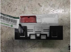 Recambio de pantalla multifuncion para renault megane ii berlina 5p authentique referencia OEM IAM 8200107839   2