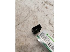 Recambio de boton antivaho para land rover discovery (lt) td5 referencia OEM IAM   5 PINS 2