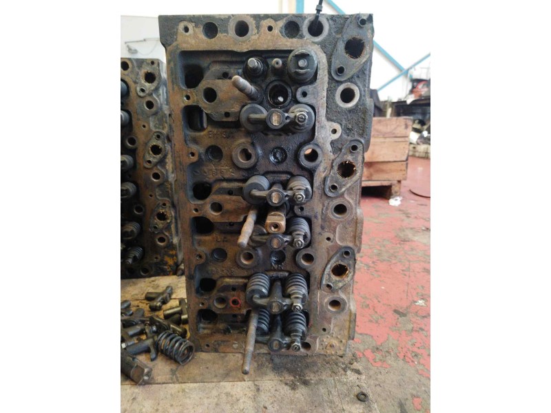 Recambio de culata para pegaso trucks serie 1200 1234 referencia OEM IAM   