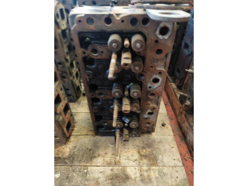 Recambio de culata para pegaso trucks serie 1200 1236 referencia OEM IAM   