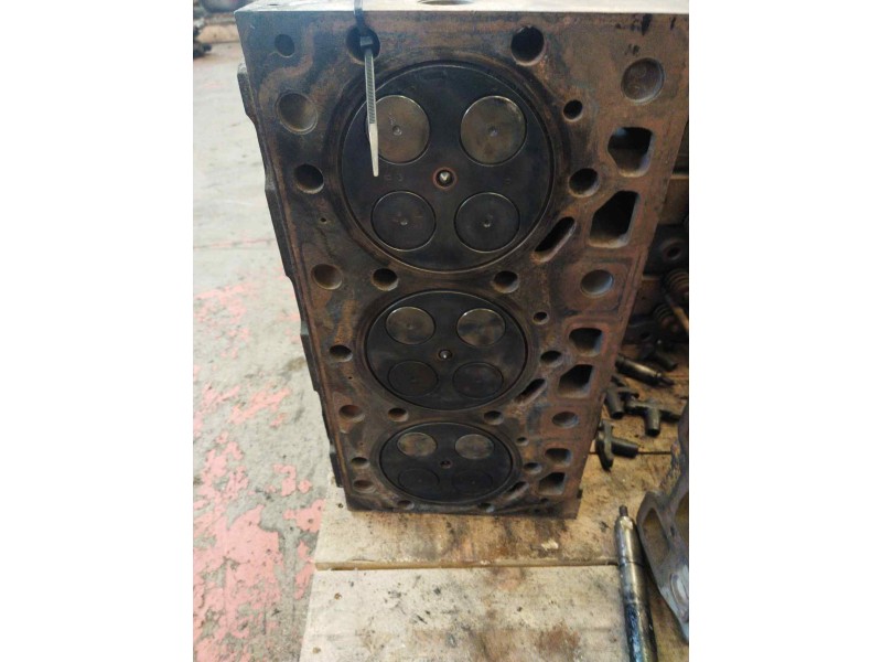 Recambio de culata para pegaso trucks serie 1200 1236 referencia OEM IAM   
