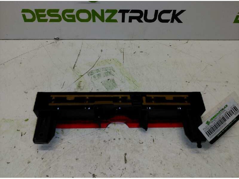 Recambio de luz central de freno para citroën c4 coupe by loeb referencia OEM IAM   