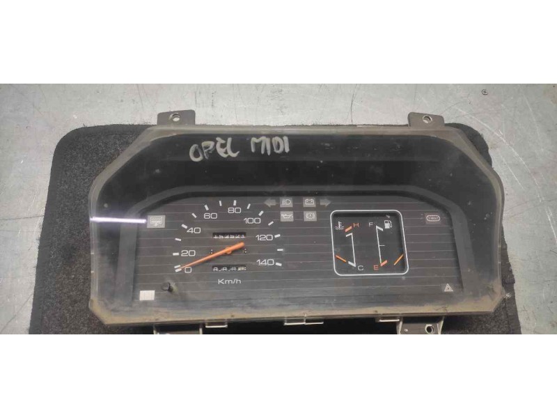 Recambio de cuadro instrumentos para isuzu van midi van midi caja cerrada, largo referencia OEM IAM 2575004072  