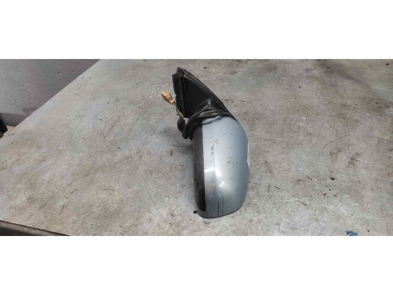 Recambio de retrovisor izquierdo para audi a4 berlina (8e) 2.5 tdi (120kw) referencia OEM IAM   10 CABLES