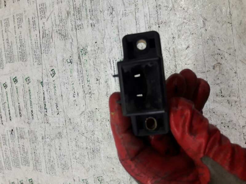 Recambio de cerradura capot para renault clio ii fase i (b/cbo) 1.9 diesel referencia OEM IAM   