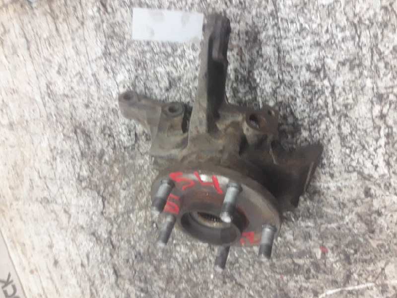 Recambio de mangueta delantera izquierda para nissan almera tino (v10m) referencia OEM IAM 40015BU040  