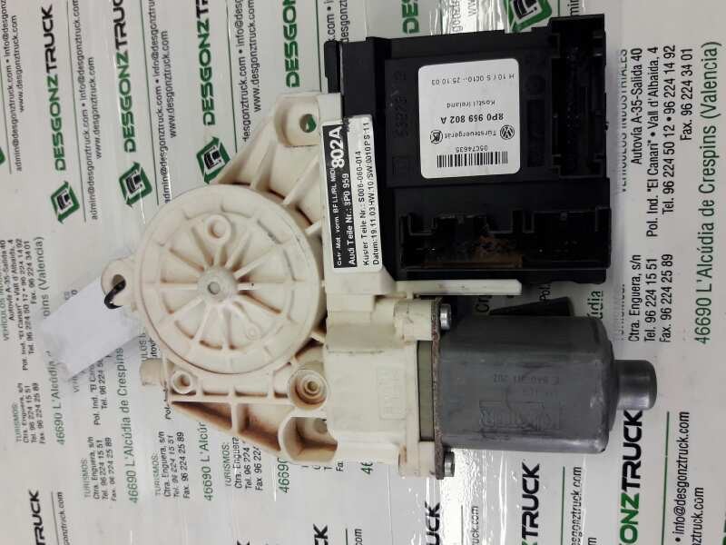 Recambio de motor elevalunas delantero derecho para audi a3 (8p) 2.0 tdi referencia OEM IAM 0130822205  