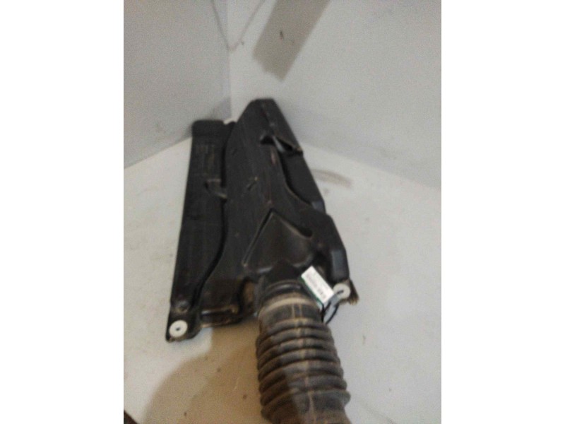 Recambio de chimenea caja filtro para renault serie d referencia OEM IAM 16567LC40A 16555LC40A 7485139656