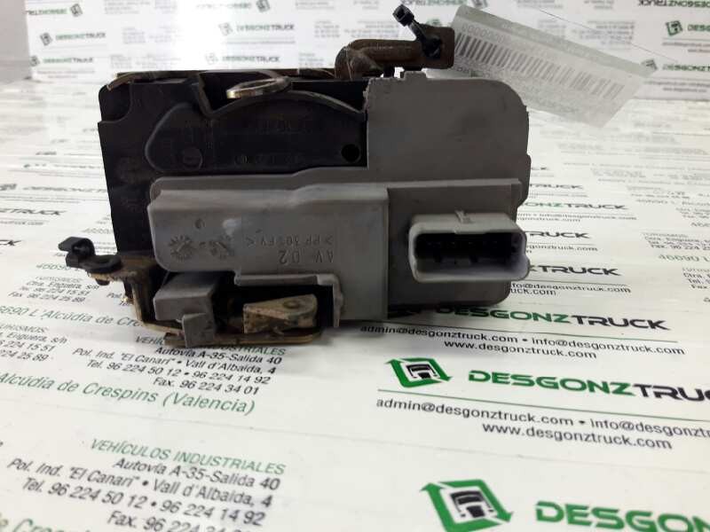Recambio de cerradura puerta delantera derecha para peugeot 306 break 2.0 hdi cat referencia OEM IAM   