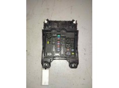 Recambio de caja reles / fusibles para renault serie d referencia OEM IAM 284B6LC40B 284B7LC40B  2