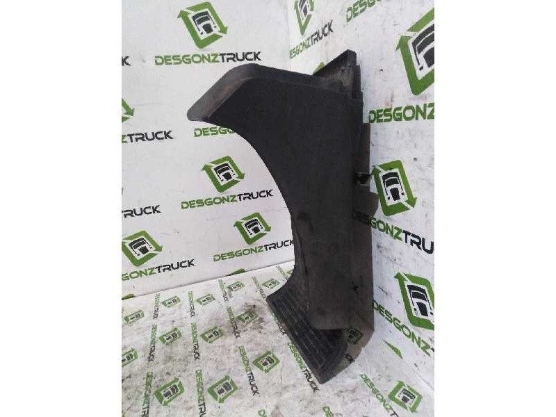 Recambio de guardabarros delantero izquierdo para nissan trucks atleon tk 3.56 referencia OEM IAM   