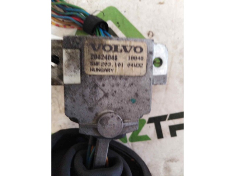 Recambio de mando limpia para volvo trucks b 12 b12ble (340cv) referencia OEM IAM 20424046  