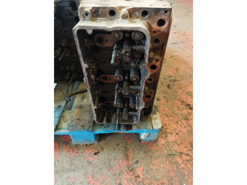 Recambio de culata para pegaso trucks serie 1200 1236 referencia OEM IAM   