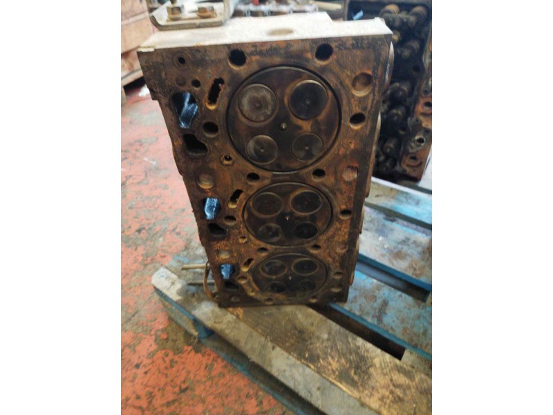 Recambio de culata para pegaso trucks serie 1200 1236 referencia OEM IAM   