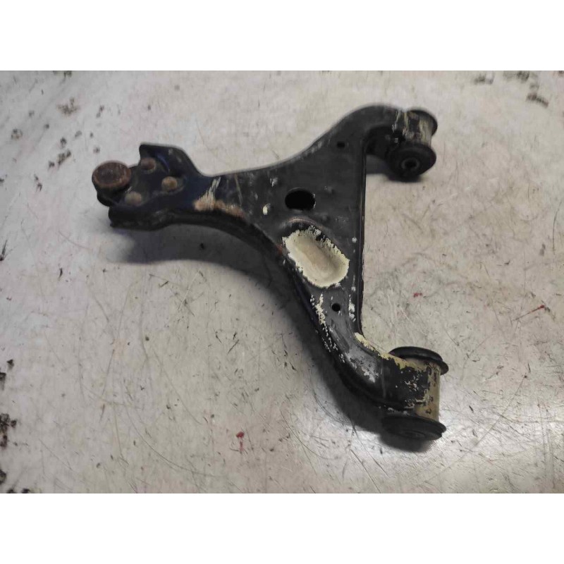 Recambio de brazo suspension inferior delantero izquierdo para mercedes-benz vito (w639) basic, combi referencia OEM IAM A639380