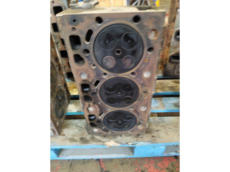 Recambio de culata para pegaso trucks serie 1200 1234 referencia OEM IAM   
